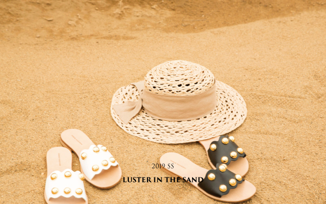 Luster in the sand